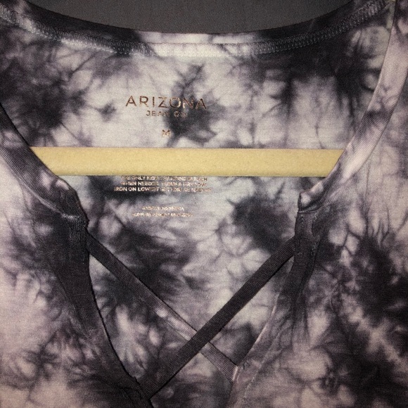 Tie dye pattern top - Picture 2 of 3